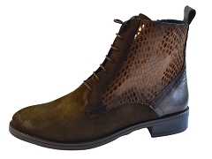 P0KUCBHN3N D8709 . HARVARD:VEL + NUB/MARRON//