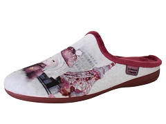 PLAY SCENE . 407312N 6518.6:TEXTILE/BORDEAUX//
