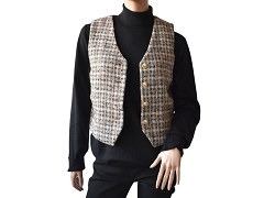 047.260004 66CB2VE105 . SOPHIE:BRUN MOYEN//