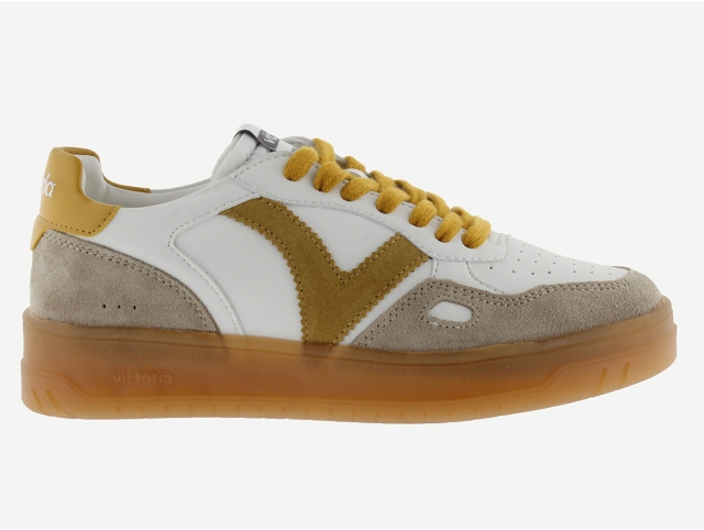 Victoria femme seul . 1257125 blanc6304902_2