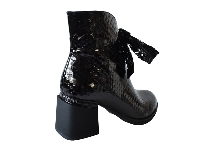 Elue par nous femme bagdad noir6406201_3