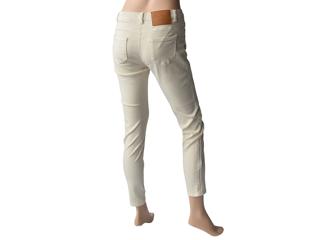 C est beau la vie femme 67cb2ps801 . louise blanc8074011_2