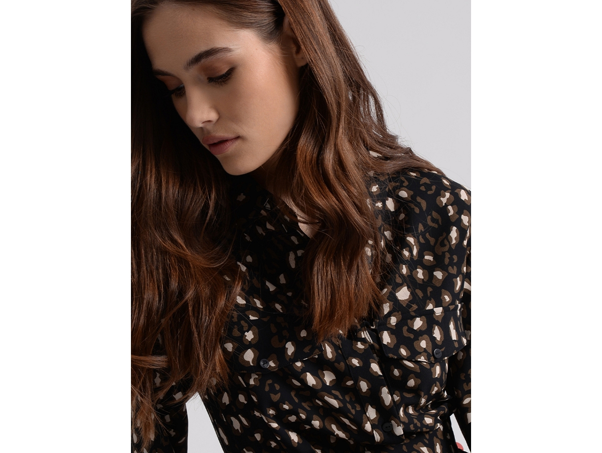 T-shirt Femme Molly Bracken – Vert – Taille M – Neuf Avec étiquettes